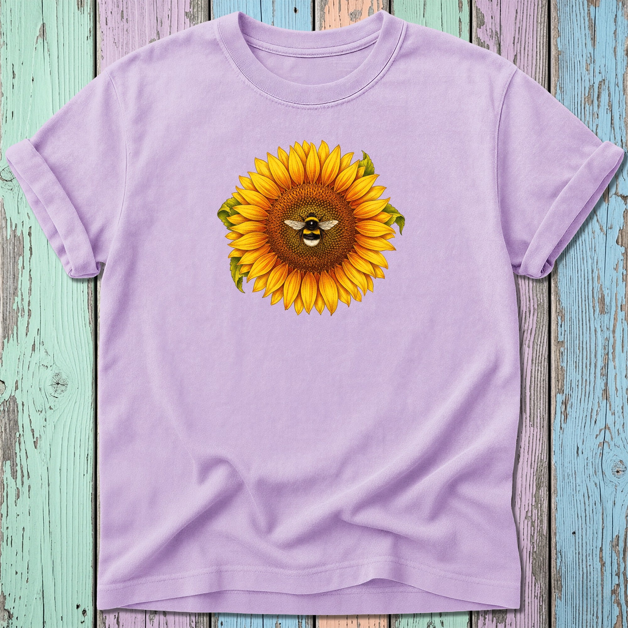 Lavender t-shirt with a realistic bumblebee on a sunflower.